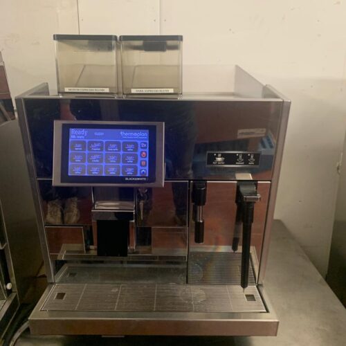 Automatický kávovar